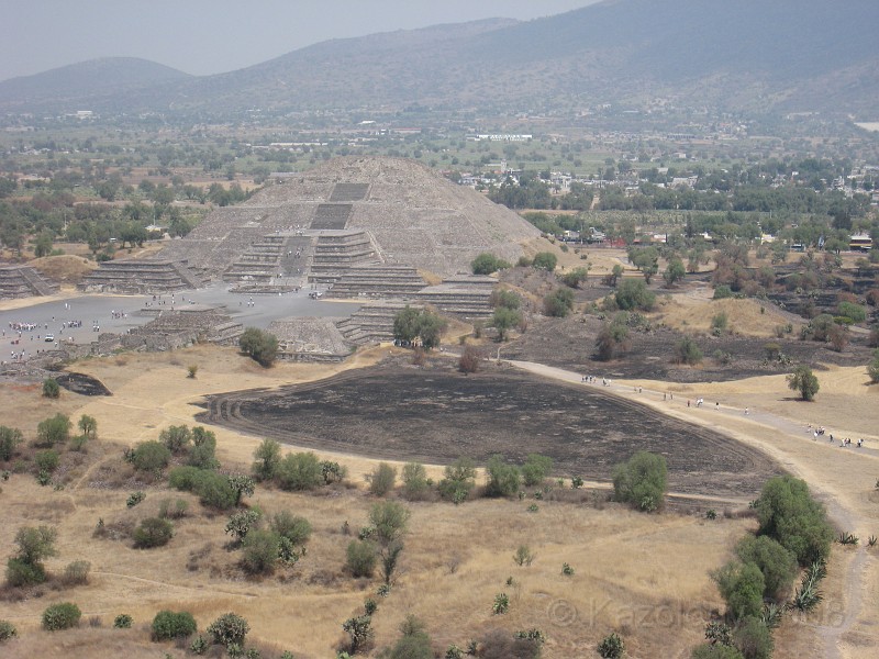 Mexico Pyramids - Mexico City 2009 0410.jpg - A trip to the Teotihuacan area of Mexico to visit the pyramids. A vast complex and a great climb to the top. This was followed by lunch in a cave, then a visit to the historical center of Mexico City. March 2009.